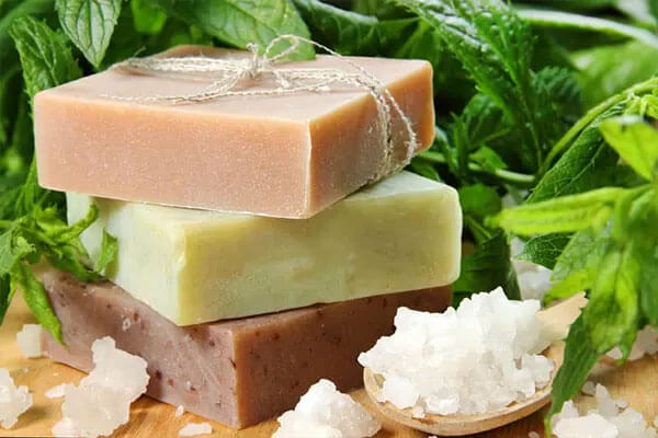 سدیم هیدروکسید در صابون سازی